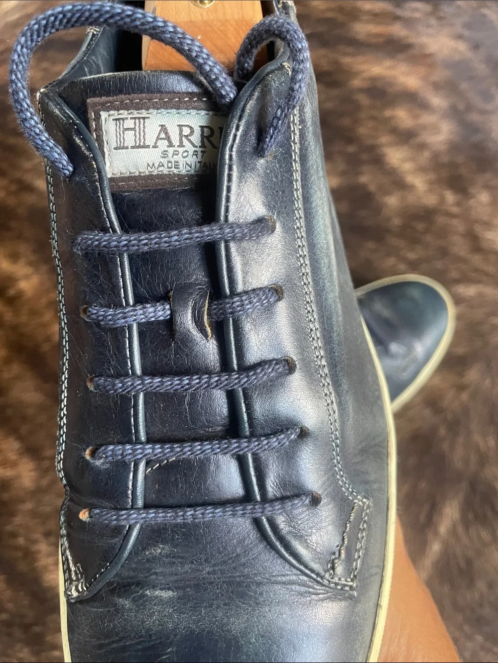 Men's Navy Leather Casual Sneakers - Comfort Low-Top